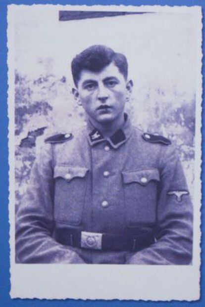 Josef Müller, padre de Herta, con uniforme de las SS.