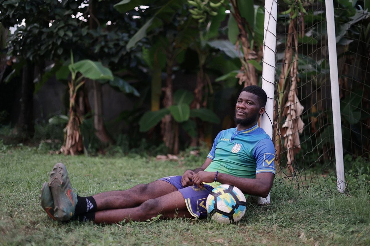 Fake Footballers: Fraudsters Destroying Dreams and Families Across Africa |  Future planet