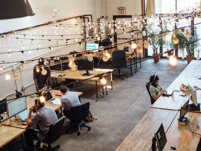 Interior de un espacio de 'coworking' en Brooklyn, Nueva York.