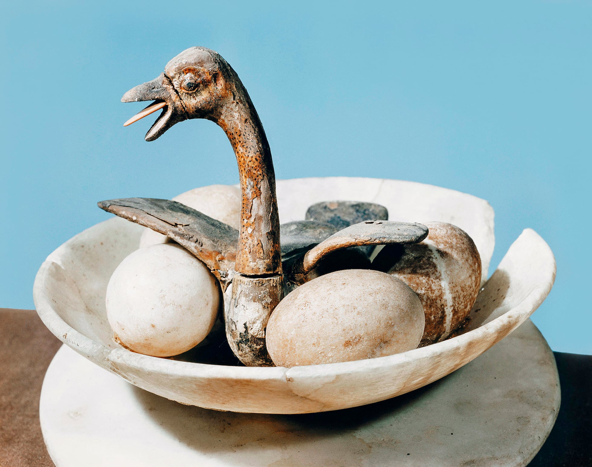 El huevo, una inspiración para el arte desde el Antiguo Egipto hasta Salvador Dalí EL PAÍS El huevo, una inspiración para el arte desde el Antiguo Egipto hasta Salvador Dalí EL PAÍS
