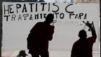 Protesta en Pamplona en 2015 para pedir acceso a los nuevos medicamentos.