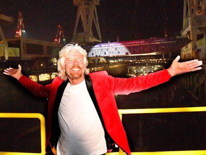 Sir Richard Branson en la ceremonia del lanzamiento de su crucero en G&eacute;nova.