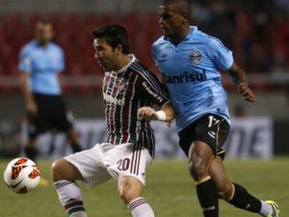 Deco, durante un partido ante el Gremio