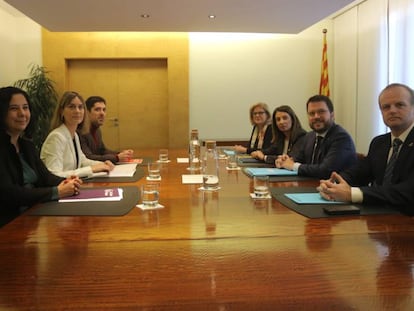 Reunió entre el Govern i els comuns, dilluns passat.