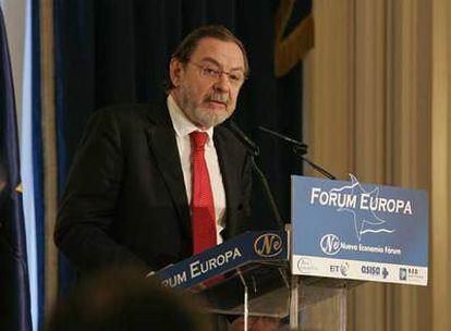 Juan Luis Cebrián, durante su intervención, ayer, en el Fórum Europa.