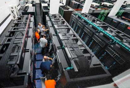 Installation of nodes in the cabinets, in October. 