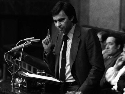 Felipe González, durante la moción de censura de 1980.