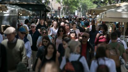 Turismo en la Rambla de Barcelona, esta semana.