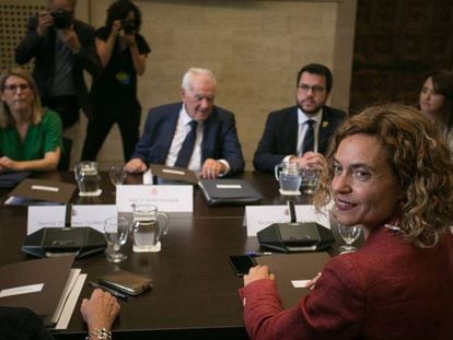 Reunión entre miembros de la Generalitat y Meritxell Batet, ministra de Política Territorial. 
