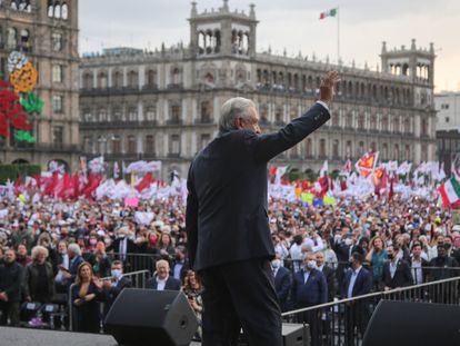 López Obrador, durante una celebración con sus seguidores en el Zócalo el 1 de diciembre.