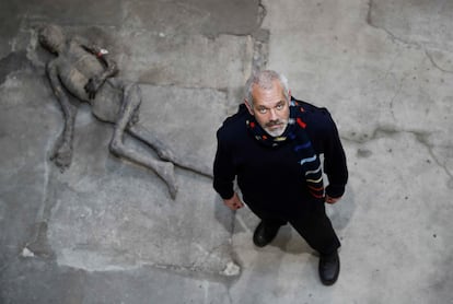 Óscar Vautherin, artista, en la sala La Neomudejar.