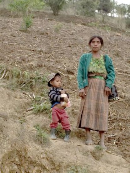 Dos afectados por la sequía en Guatemala.