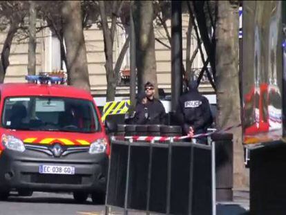 Un paquete explosivo causa un herido en la sede del FMI en París
