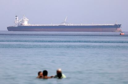 Un petrolero, en el golfo de Suez rumbo al mar Rojo, en septiembre de 2020.