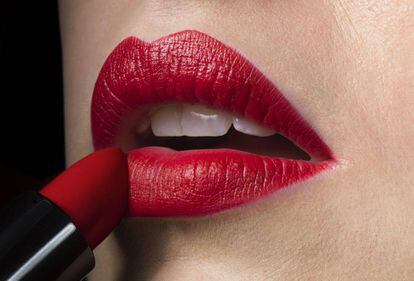 Las mejores barras de labios en color rojo para los maquillajes