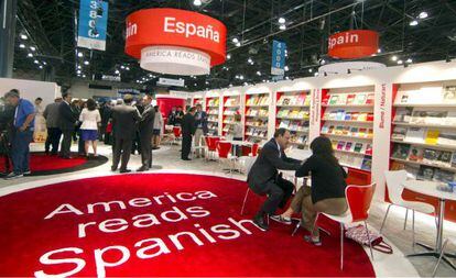 Pabell&oacute;n de Espa&ntilde;a en la Feria del Libro de Nueva York, en 2010.