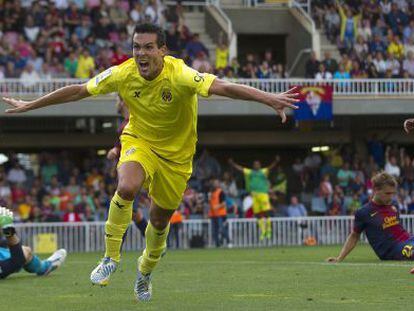 Perbet celebra el 0-3 del Villarreal