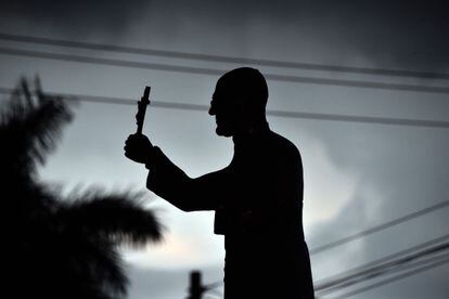 Estatua en El Salvador de monse&ntilde;or Romero