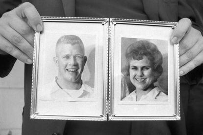 El primer asesino múltiple, Charles Whitman, y su primera víctima, su mujer.