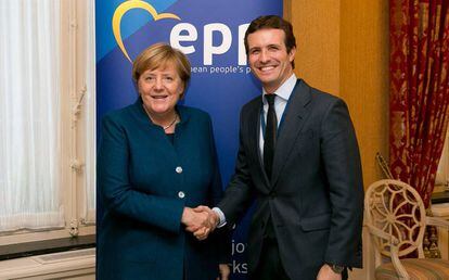 Reunión de Pablo Casado con Ángela Merkel.