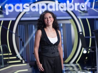 Lucía Sesma, la jueza de 'Pasapalabra', en el plató del concurso.