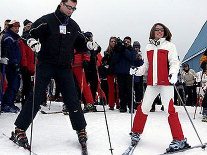 El Príncipe y Letizia Ortiz esquían en Baqueira-Beret