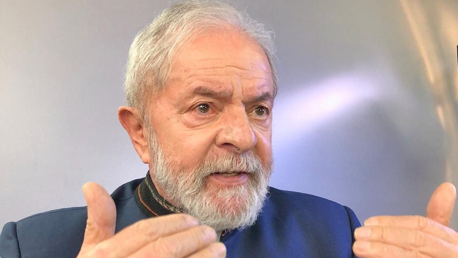 Lula da Silva, en un momento de la entrevista, este miércoles, en São Paulo.
