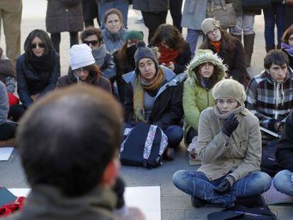 Clase de Derecho en Sol, en noviembre de 2012, como protesta. 