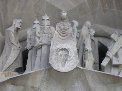 Algunes de les escultures de Subirachs per a la Sagrada Família.