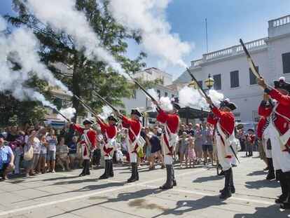 Celebración del tricentenario de la cesión de Gibraltar a Gran Bretaña.