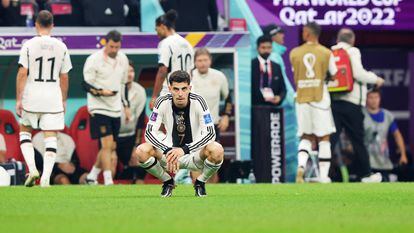 Kai Havertz se lamenta después del partido ante Costa Rica, el último de la selección alemana en el Mundial de Qatar 2022.