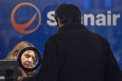 Instalaciones de Spanair en el aeropuerto del Prat de Barcelona, tras el cese de actividad de la empresa.