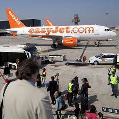 Las 'low cost' ganan viajeros pese al ajuste invernal de vuelos