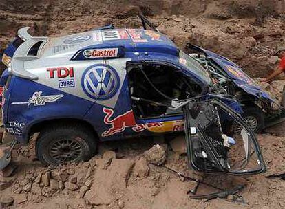 Así quedó el coche de Sainz tras el accidente.