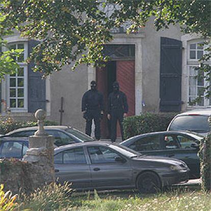La casa de Salies-de-Béarn donde fueron detenidos Mikel Antza y Soledad Iparragirre.