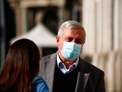 El ministro de Salud de Chile, Jaime Mañalich, en el Palacio de La Moneda