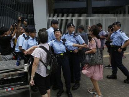 12 personas han sido detenidas por incidentes de violencia previos a la ocupación de la Cámara; un varón ha sido arrestado por forzar la entrada al Legislativo