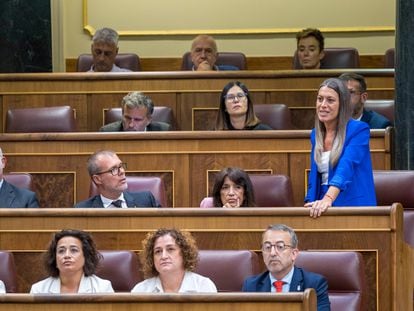 La diputada de Junts Miriam Nogueras, jura la Constitución este jueves en el Congreso de los Diputados.
