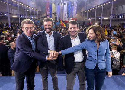 Alberto Núñez Feijóo, Pablo Casado; Alfonso Fernandez Mañueco e Isabel Díaz Ayuso, en el cierre de campaña electoral en Valladolid, el pasado 11 de febrero.