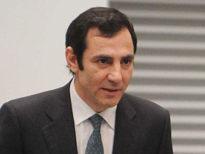Ángel Donesteve, jurant el seu càrrec el gener del 2013.