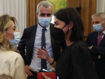 Raquel Sánchez, ministra de de Transportes, Movilidad y Agenda Urbana; Maurici lucena, presidente de AENA e Isabel Pardo de Vera, Secretaria de estado de Transportes, Movilidad y Agenda Urbana.