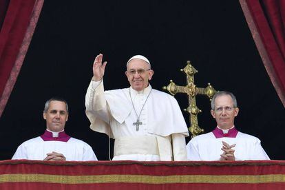 El Papa imparteix la tradicional benedicció 'urbi et orbi' de Nadal.