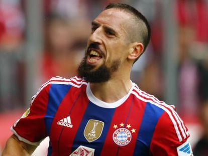 Ribery celebra un gol en el partido ante el Stuttgart.