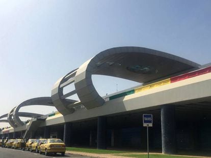 Terminal del nuevo aeropuerto internacional Blaise-Diagne, en Diass, Senegal.