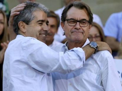 Francesc Homs y el presidente del partido, Artur Mas, este miércoles en un mitin en Cervera.