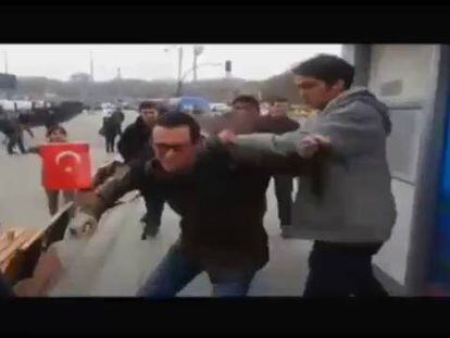 Ultranacionalistas turcos asaltan a tres soldados estadounidenses en Estambul