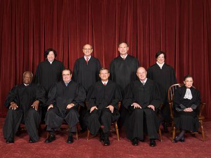 Los nueve jueces del Tribunal Supremo de EEUU.