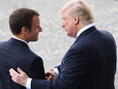 Macron despide a Trump, tras el desfile del Día de la Bastilla, en París el 14 de julio.