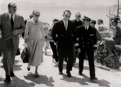 Grace Kelly y Rainiero de Mónaco durante la estancia en el hotel en su luna de miel en 1956.