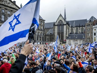 Una manifestación a favor del pueblo de Israel en Ámsterdam, este jueves.